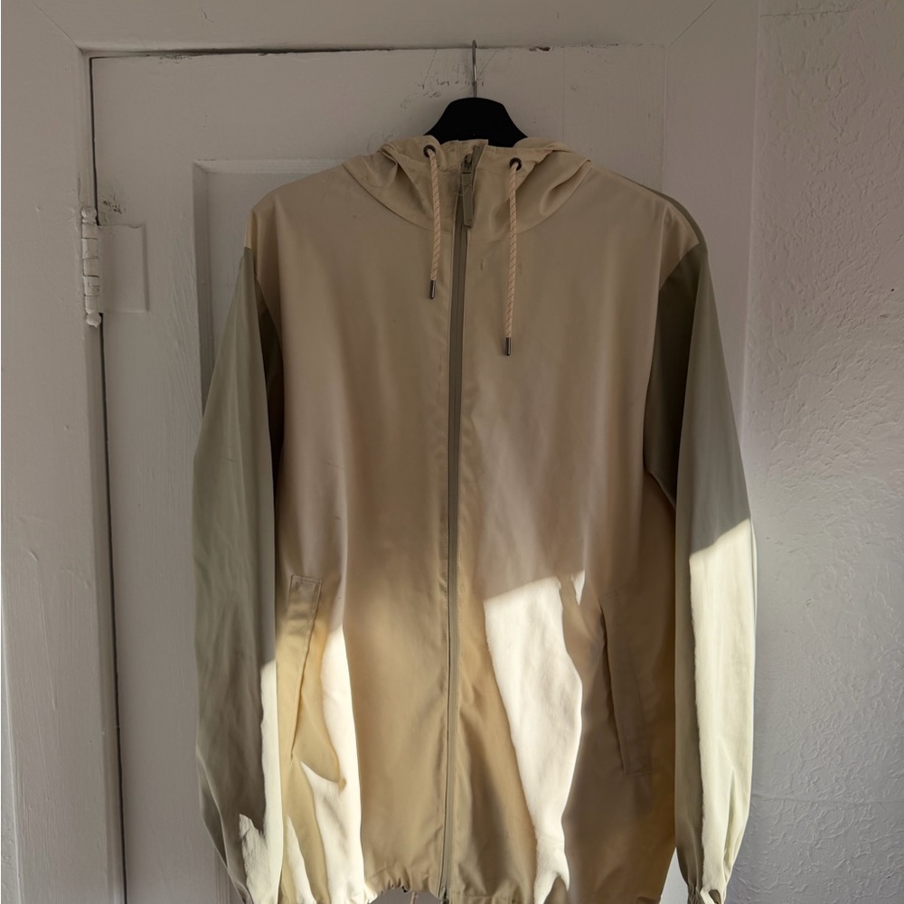 Men's RAINS Brand Hooded Rain Jacket/Windbreaker Jacket in Light Beige